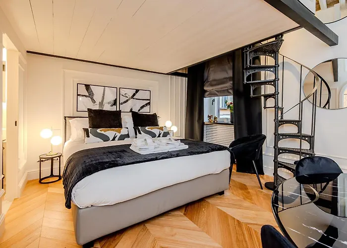 Apartament Acque Romane Fontana Di Trevi M Rzym